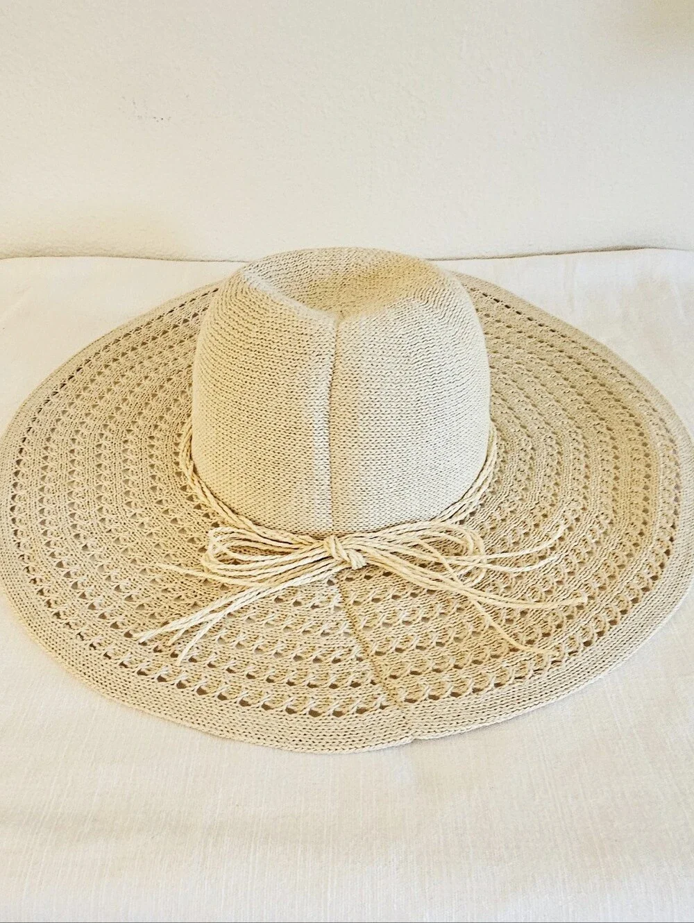 Francesca's Collections Cream Braided Trim Straw Sun Hat